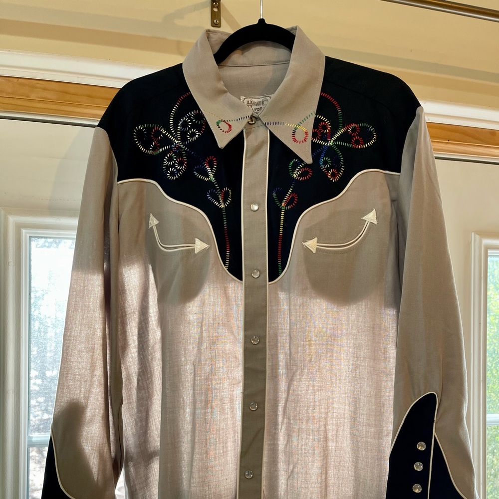 Like new Vintage 70s H Bar C Western shirt with rainbow embroidery/MOP buttons